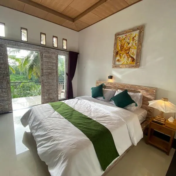 Umah Saren Homestay, hotel in Undisan