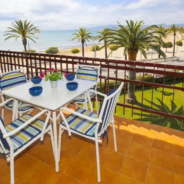 New Playazul 4, hotel v destinácii Cambrils