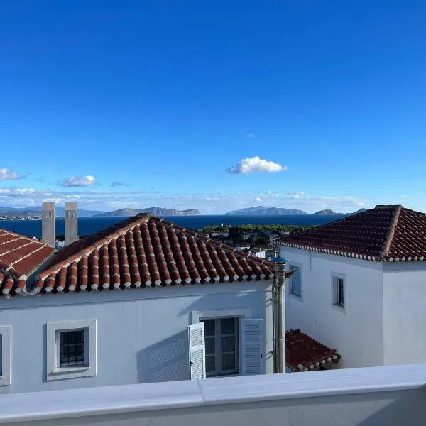 Modern Sea-View Maisonette in Spetses for 6 people, hotel v destinaci Spetses