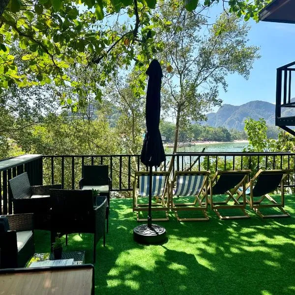 Sweed Dee Seaview Hostel, hotel v destinaci Phi Phi Don
