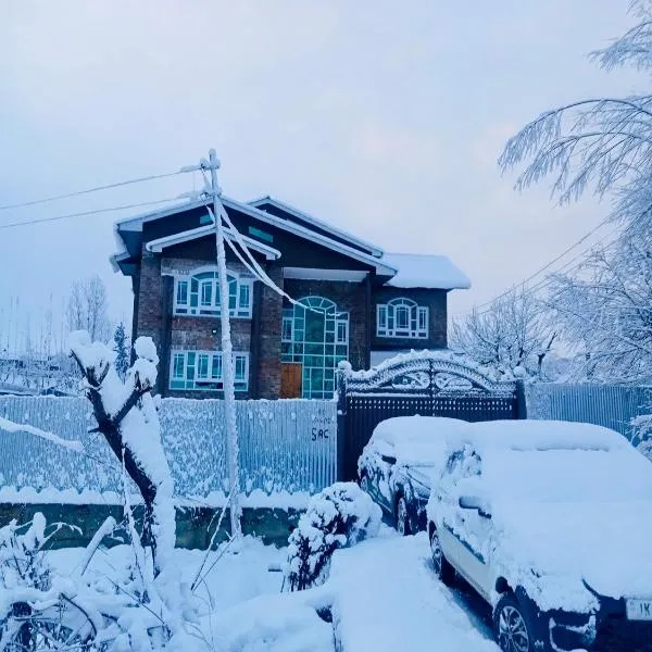 Sunset View Gulmarg, hotel in Takia Batpur