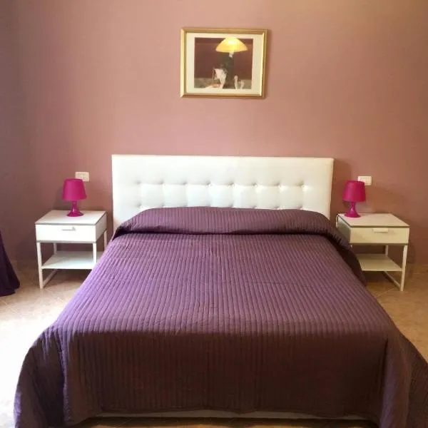 La Piazza B&B, hotel v destinaci Vercurago