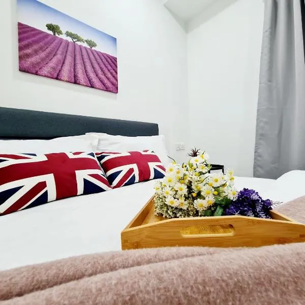 8 Guest Cozy 3 Room Koi Kinrara Suite, IOI Puchong, Bukit Jalil Pavilion, Bukit Jalil Stadium, Sunway Pyramid, Sunway Lagoon, hotel v destinaci Kampong Baharu Sungai Way