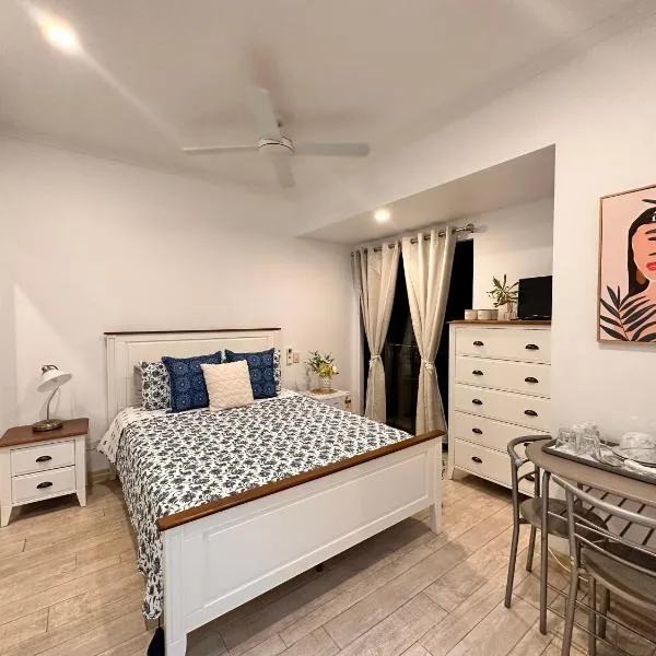 Lahania by the Sea - JJ Place, hotel v destinaci Clifton Beach