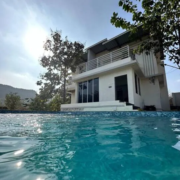 Aum Villa Pet Friendly, hotel Jambrung  városában