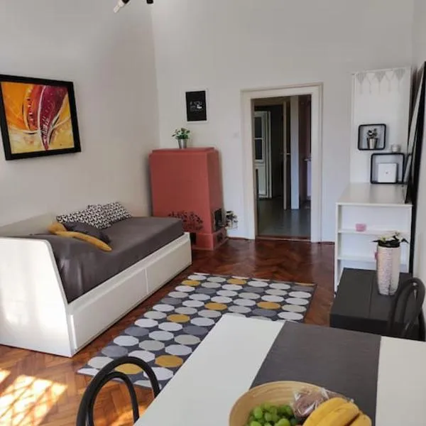 Cosy condo in the heart of the Upper town Zagreb, hotel in Zagreb