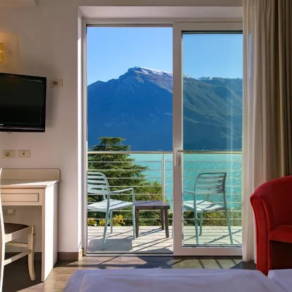 Hotel Sogno del Benaco, ξενοδοχείο σε Limone sul Garda