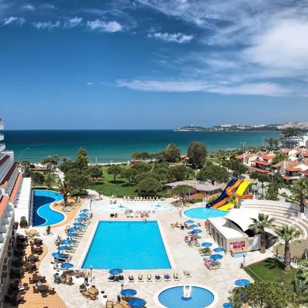 Batıhan Beach Resort & Spa, hotel sa Ağaçlı