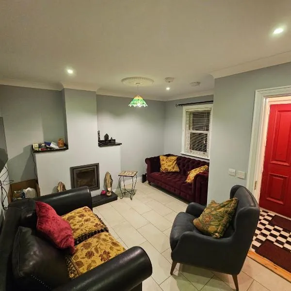 Central Westport Town House, hotel v destinaci Westport