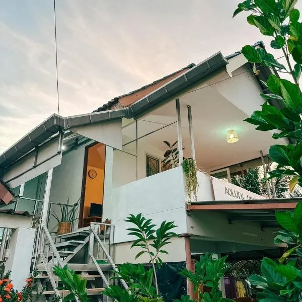 Ao Luek Homie Homestay, hotel v Krabi