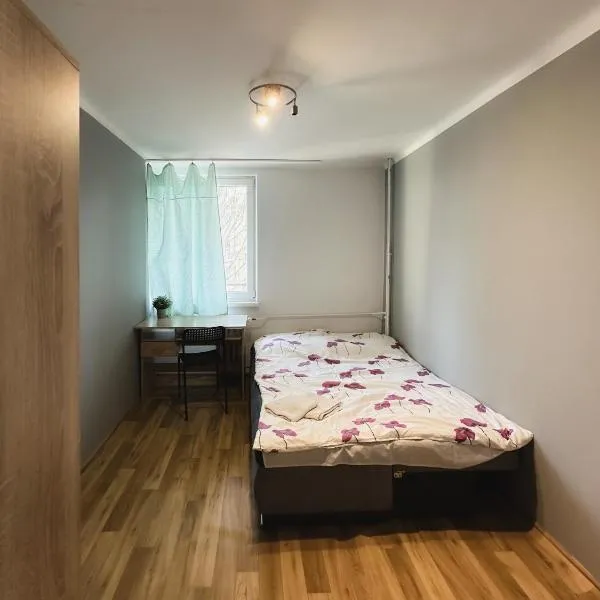 Kwadrat B&B Spiechowicza, hotel v destinaci Řešov