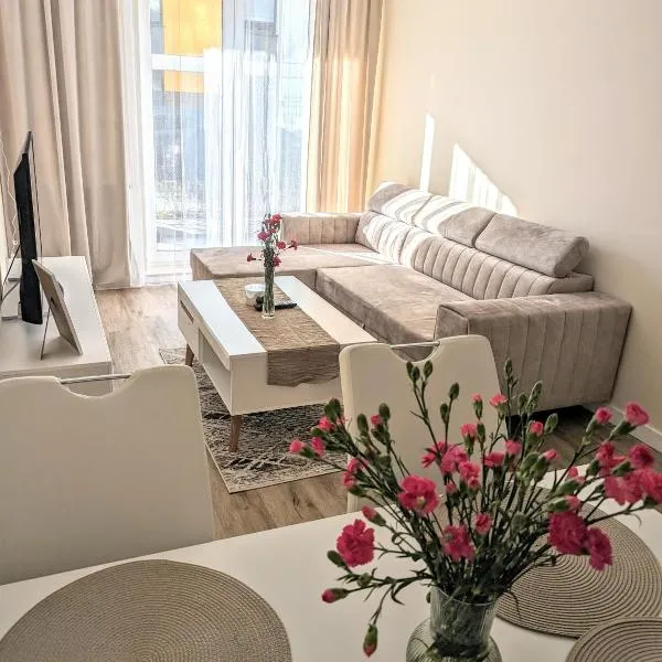 Apartament Leomar, bezkontaktowe zameldowanie, darmowy parking, hotel in Poznań