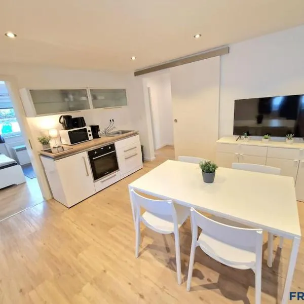 frisch modernisiertes Apartment, hotel in Altdorf