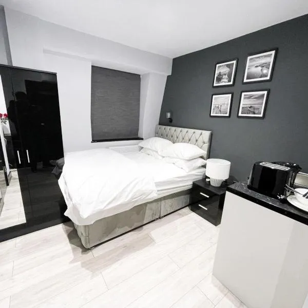 Letzi Private En-Suite In Harrow, hotel Pinnerben