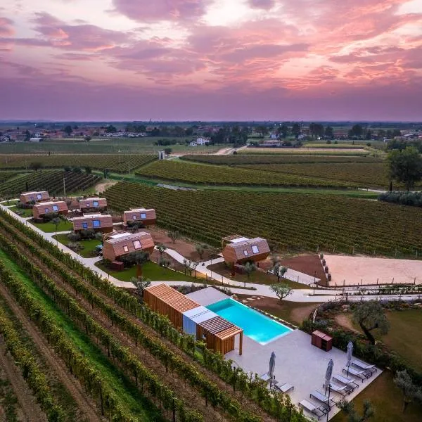 Glamping Alvearium Alturis, hotel v destinaci Gagliano