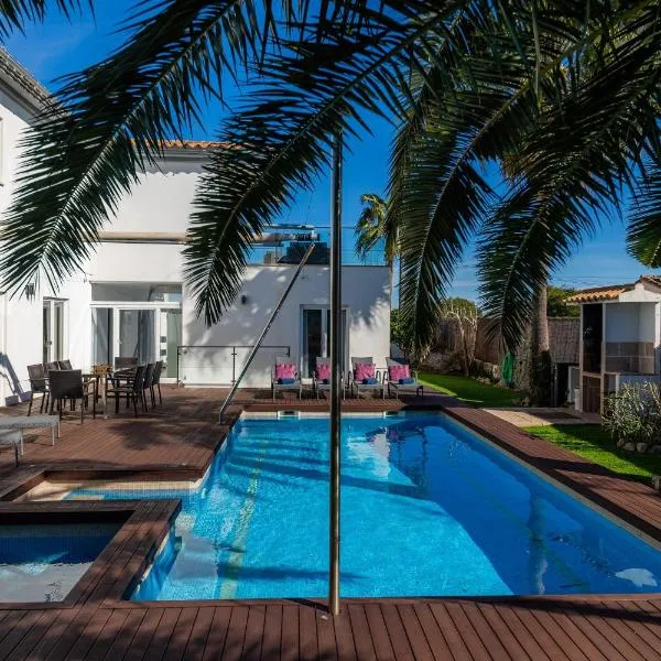 Villa Amarador, hotel in Santanyi