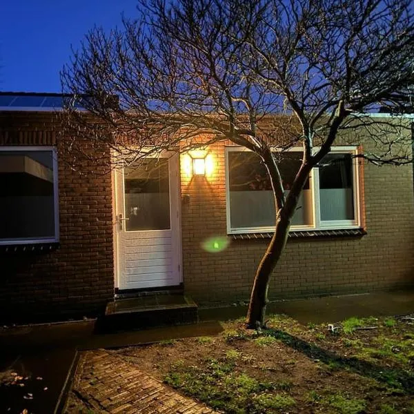 Luxe woning Bubbles! Met airco en Parkeren op eigen grond, hotel a Castricum