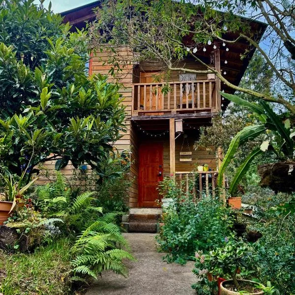 Beehouse Arví Cabaña, hotel v destinaci Guarne