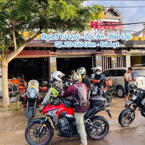 Nhà nghỉ Hồng Hạnh ( Cà Phê- Điểm Tâm - Nhà Nghỉ), hotel in Ấp Ðại Nga (2)