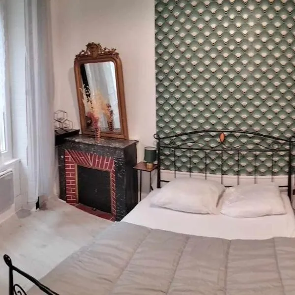 Le Nid Douillet Baroque Linge fourni, hotel v destinácii La Bourboule