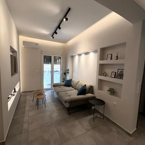 Central Stylish Lux Apartments, ξενοδοχείο στη Λαμία