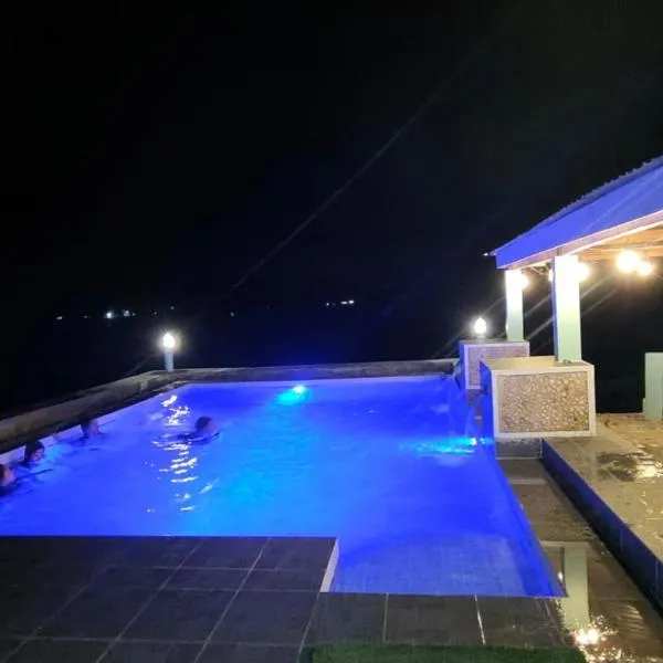 TOHO NIAS, hotel v destinaci Telukdalem