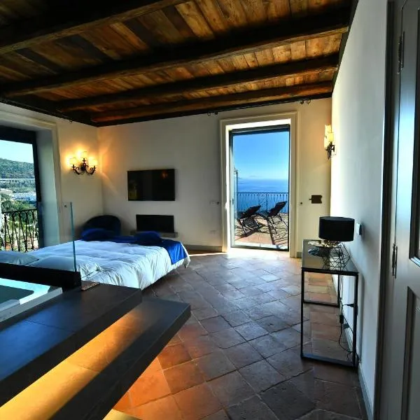 In Costa Relais & Luxury Suites, hotel in Vietri sul Mare