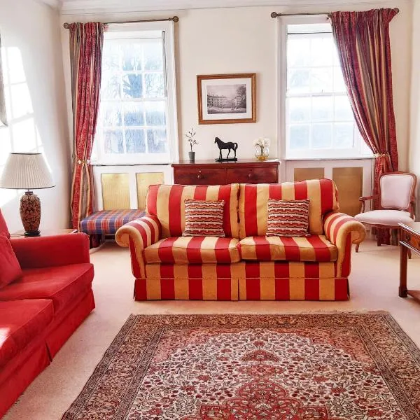 18 The Circus Apartment, hotelli Bathissa