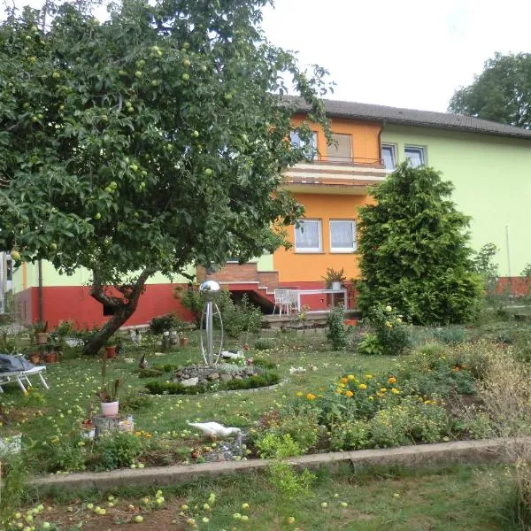 Gästezimmer Vogelsberg, hotel in Freiensteinau