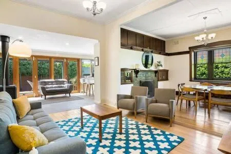 Charming inner city home excellent base in Hobart, hotel in Hobart