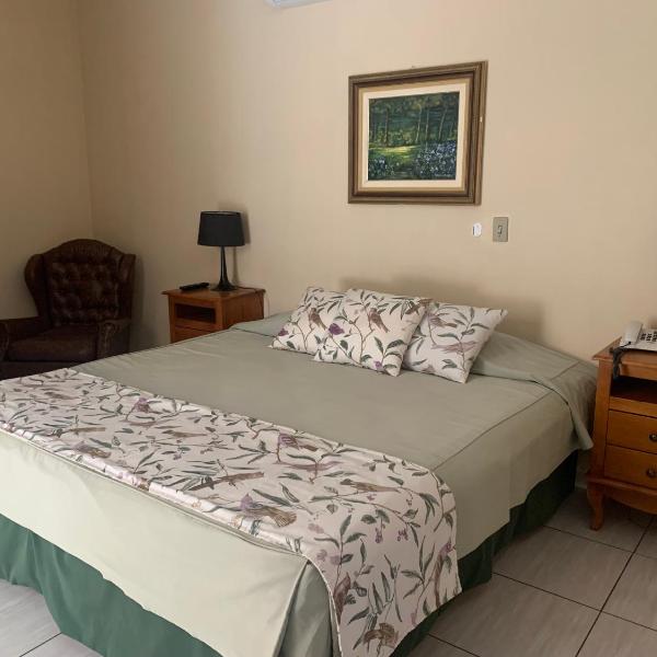 Hotel Formigas na Figueira