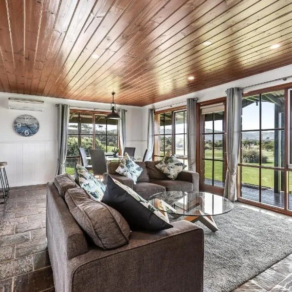 Apollo Bay Cottages- Sugarloaf, hotel in Marengo
