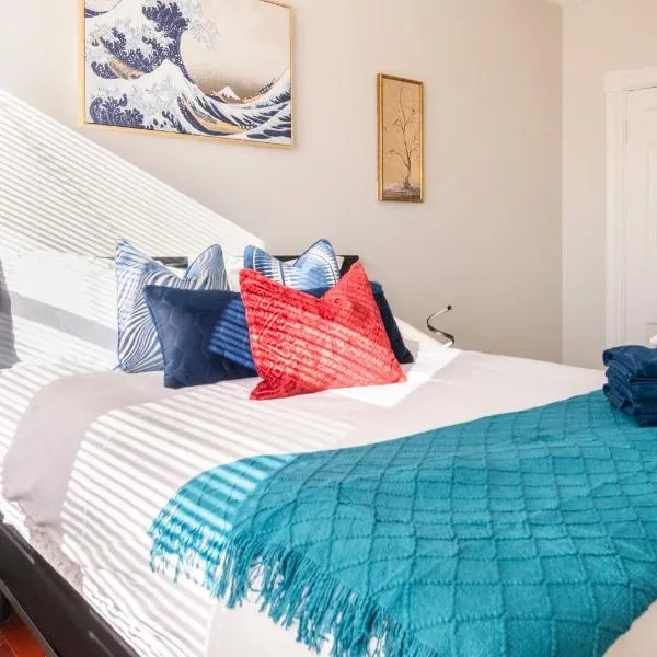 Charming 4 Bedroom House!1 Mile from Capitol Hill!, hotel ve Washingtonu