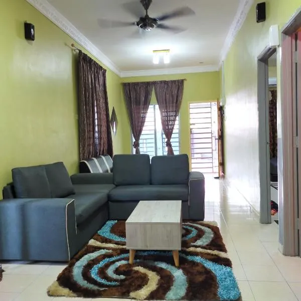 RIZQI HOMESTAY Sungai Siput with Wifi! Islamic Guest Only!, hotel in Sungai Siput