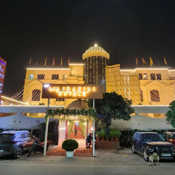 Hotel Mandakini Royale, hotel v destinaci Kánpur