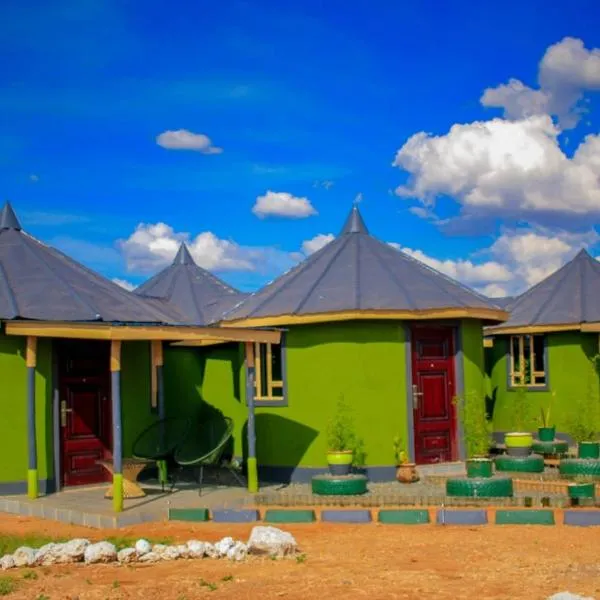 Amanya 3-Bedroom Hut Amboseli, hotel v destinaci Amboseli
