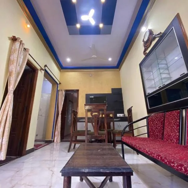 The bluebird residence, hotel in Mysore