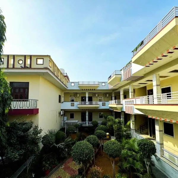 Hotel Samarth Residency, hôtel à Pātolī