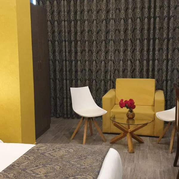Comfort Hotel, hotel in Kolonjë