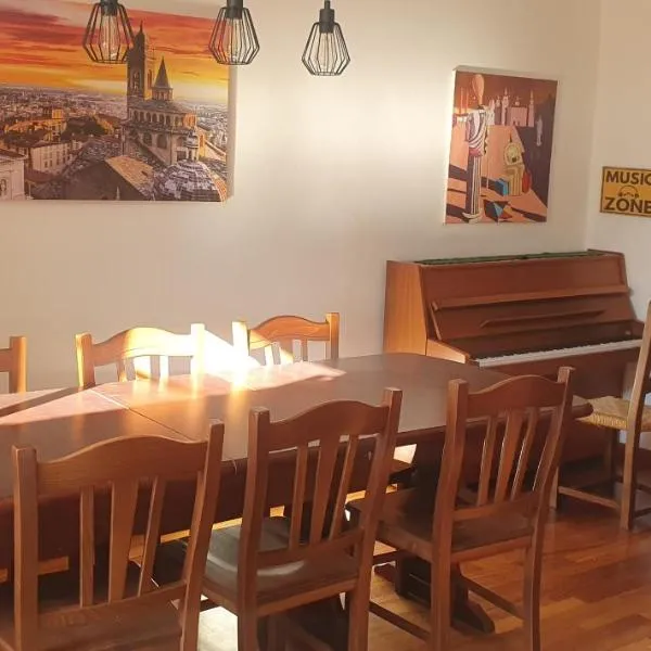 Ice Alley Home Città Alta、ベルガモのホテル