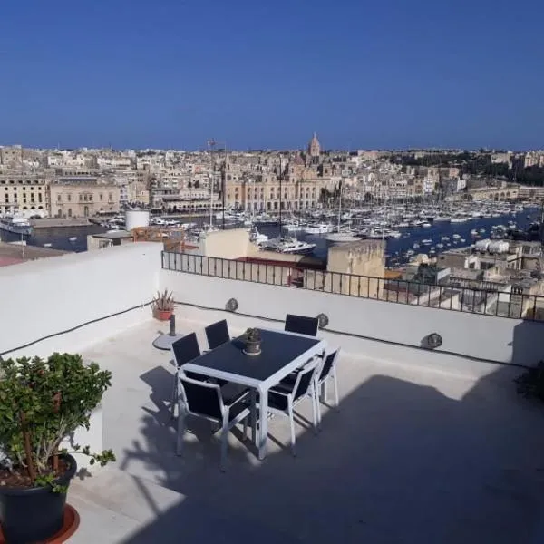 A remarkable 500 years old house of character, hotel v destinaci Senglea