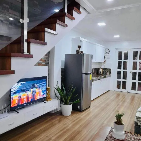 Casa Strata 2 BR 2 Baths whole house with roofdeck, hotel in Baguio