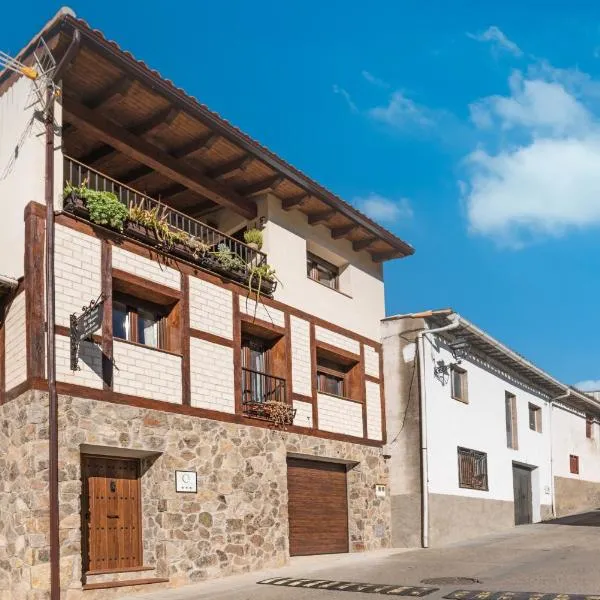 Casa Rural La Chopera del Jerte, hotell i Jerte