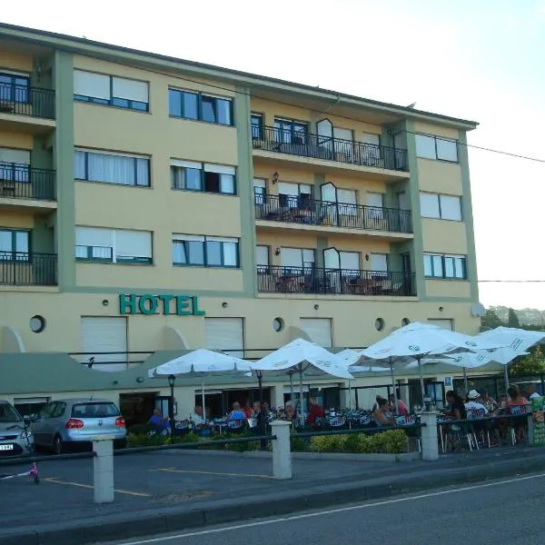 Hotel Brisamar, hotel in Bañugues