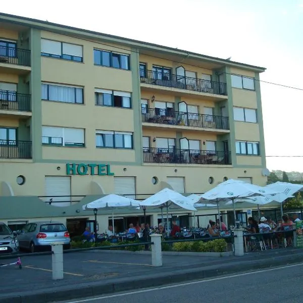 Hotel Brisamar, hotel v destinaci Bañugues