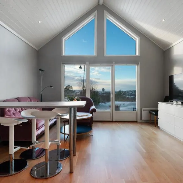 Charming Sea-view Haven by AJF Dream Living, hotel v destinaci Fjällbacka