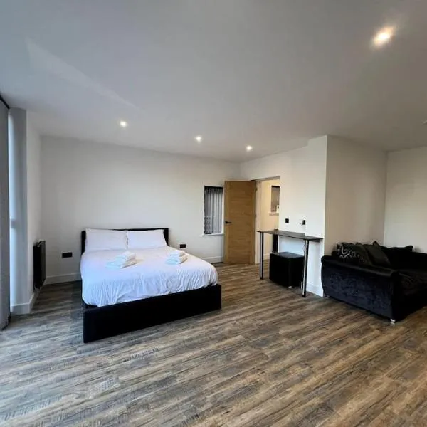 Modern Studio Apartment Near Glenfield Hospital, hotell i Glenfield