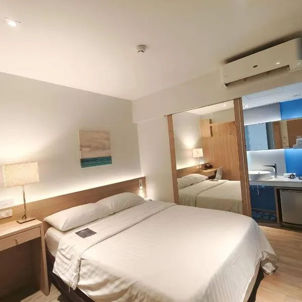 สินสิริ นวมินทร์96, hotel v destinaci Ban Baen Phichit