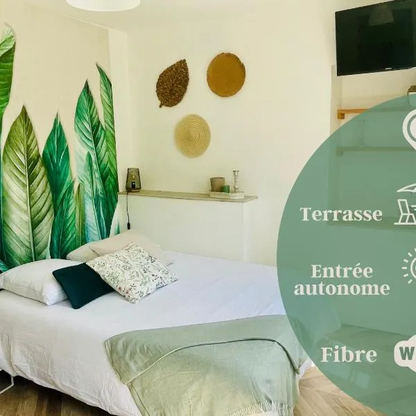 Le Tropical - Studio avec terrasse, viešbutis mieste Torsac