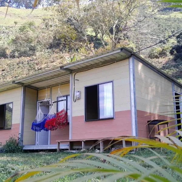 Cabaña La Guitarra, hotel u gradu 'El Carmen de Atrato'